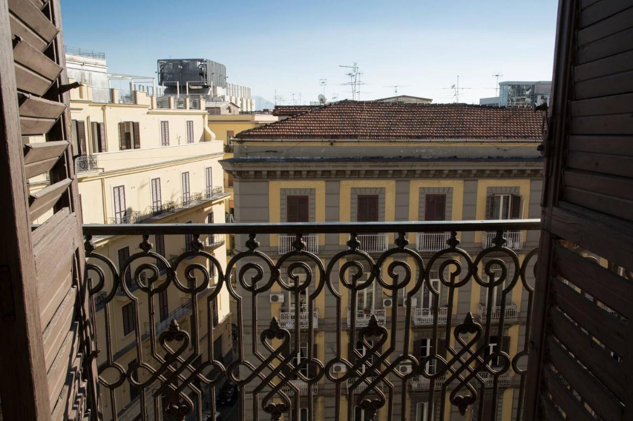 Apartmán Bnb Al Centro E Meglio, Napoli Exteriér fotografie